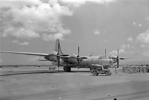 Consolidated B-32 Dominator