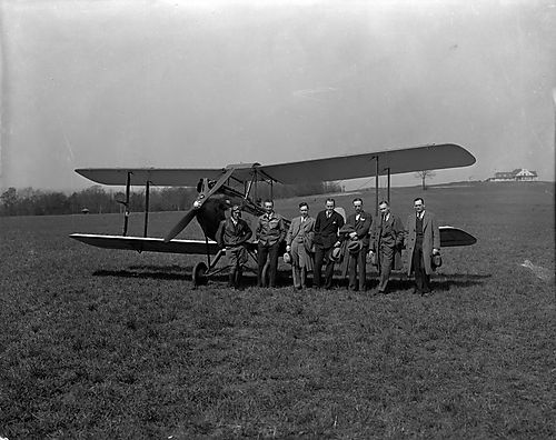 Bi-winged "Tiger Moth" Plane