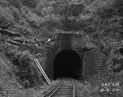 Simpson Tunnel