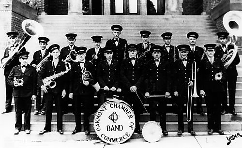 Oakmont Chamber of Commerce Band