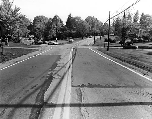 Highland Road intersection with Ingomar Road