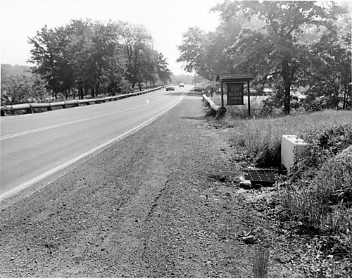 Ingomar Road looking towards intersection with Babcock Boulevard and Wildwood Road