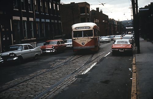 Brighton Place and California Avenue