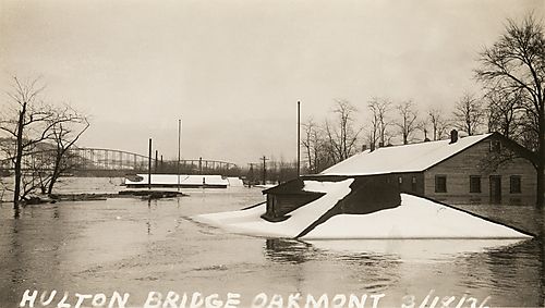 Hulton Bridge, Flood of 1936