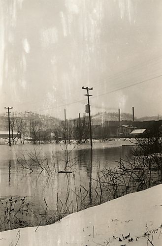 Edgewater Steel Across Flooded River