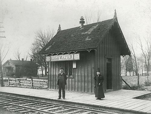 Edgewater Train Station