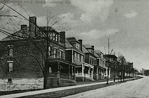 Homes Along Oakmont's E Street