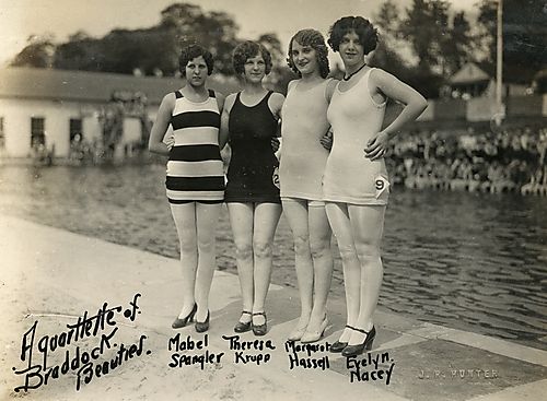 A Quartette of Braddock Beauties. Mabel Spangler, Theresa Krupp, Margaret Hassell, Evelyn Nacey