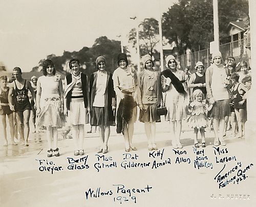Willows Pageant 1929: Flo. Oleyar, Berry Glass, Mae Cutnell, Dot Gildernew, Kitty Arnold, Nan Allan, Mary Jean Milliken, Miss Larson, America's Fashion Queen 1928