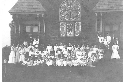 The Crossroads Congregation of the Old Stone Church in 1918