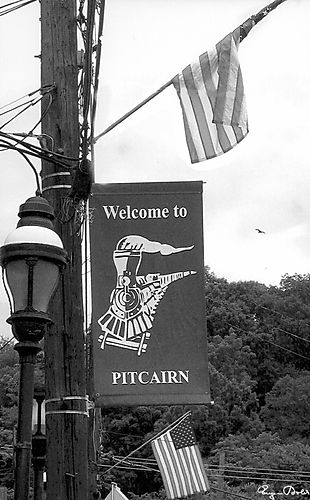 Welcome Banner, 2006