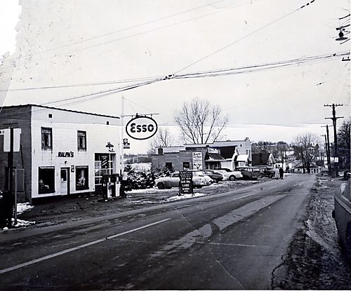 Esso Service Station, Ingomar, PA