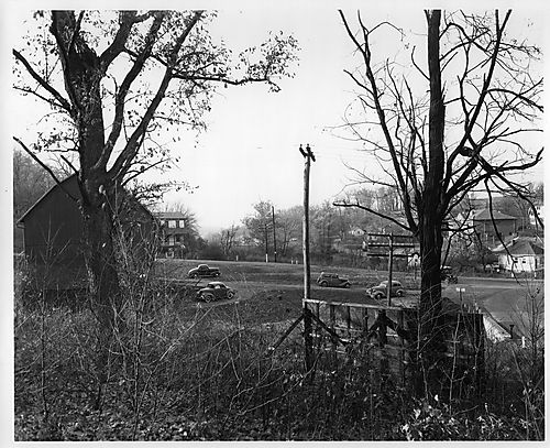 Clifton School across from the Old Stage Coach House