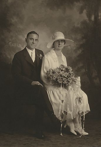 Wedding photograph of an older couple