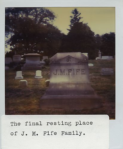 J. M. Fife family grave in Bethel Cemetery