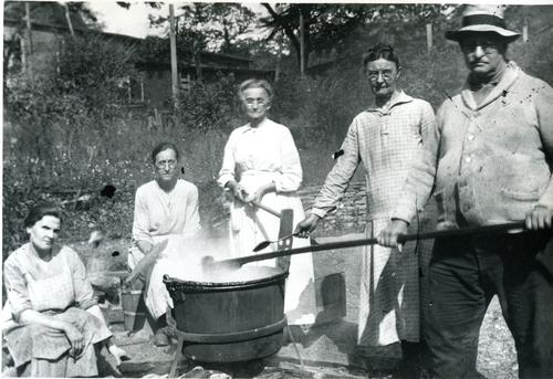 Denny Family making Apple Butter