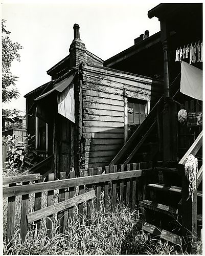 218 38th St., backyard (2)