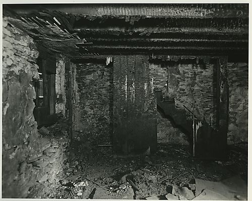 3361 Bigelow Blvd., interior (3)