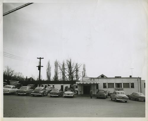 Bill Green's Nightclub Outdoor View (3)