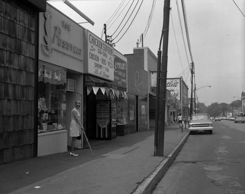 Shops on Forbes Avenue