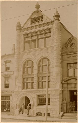 Citizens National Bank
