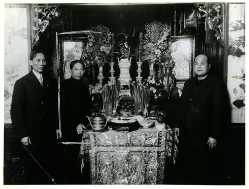 Chinese Altar