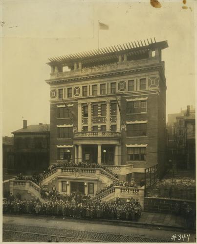 Irene Kaufmann Settlement Building