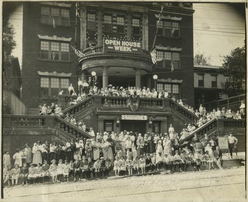 Irene Kaufmann Settlement Building (2)