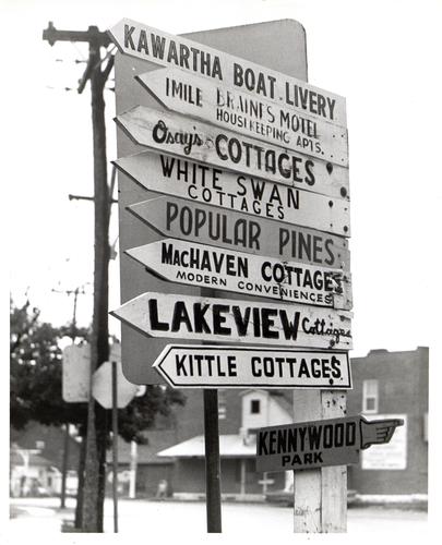 Kennywood Park arrow at Conneaut Lake