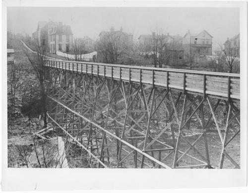 The Linwood Avenue Bridge