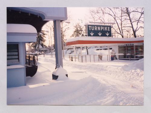 Turnpike (winter)