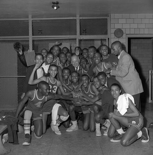 Pittsburgh Courier-Basketball Team