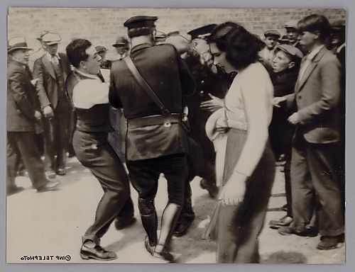 Radical Communists Rioting in Chicago