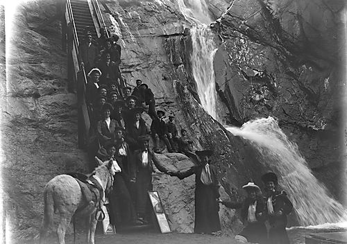 Geology class at Seven Falls