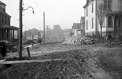 Kenwood and Judicial Streets