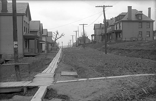Augusta Street from Well Alley
