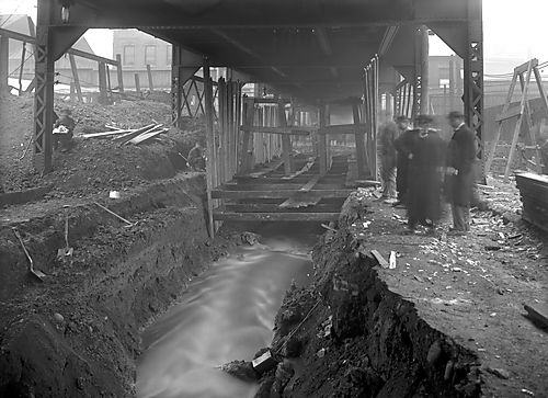 Emergency Work on 33rd Street