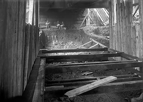 Emergency Work on 33rd Street