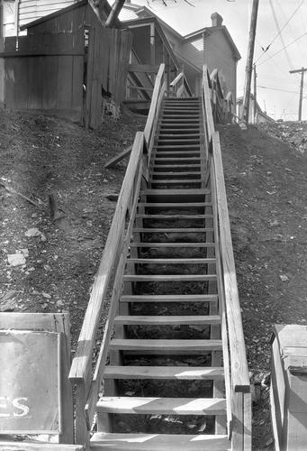 Emerald Street Steps