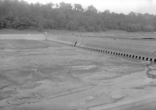 Cleaning Western Sedimentation Basin