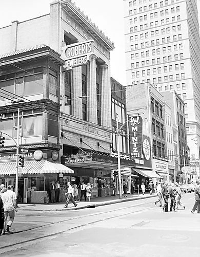 John M. Roberts Jewelers