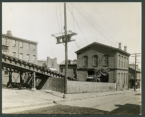 Mount Oliver Incline Waiting Station