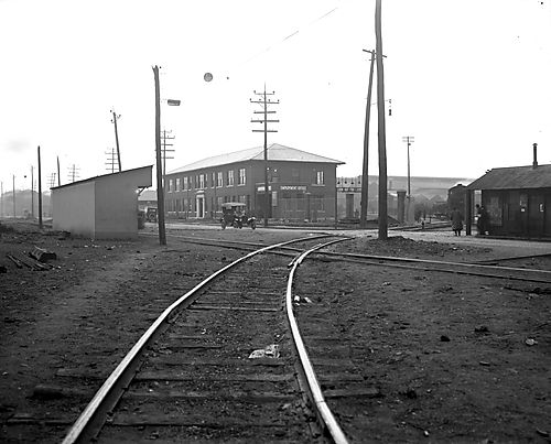 P.S. Car Company Plant