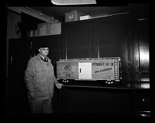 Model of Boxcar 4003