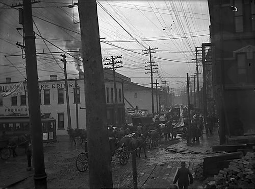 Congested Carson and Smithfield Streets