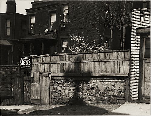 (Neighborhoods - Street Scene)