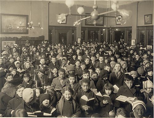 (Carnegie Library: Wylie Avenue Branch; Children's Room, January 1917)