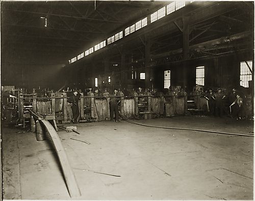 (Industry: Rail Mill; Interior and Workers)