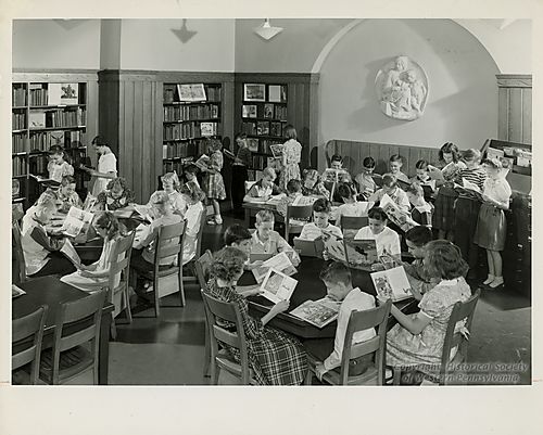 Spring Garden Elementary School Library