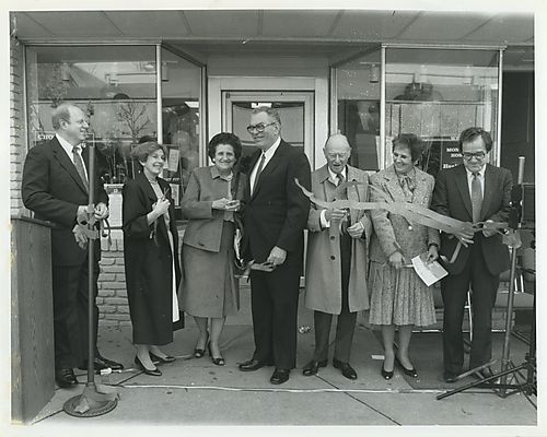 Ribbon cutting at HealthPLACE, Montefiore Hospital community health care facility